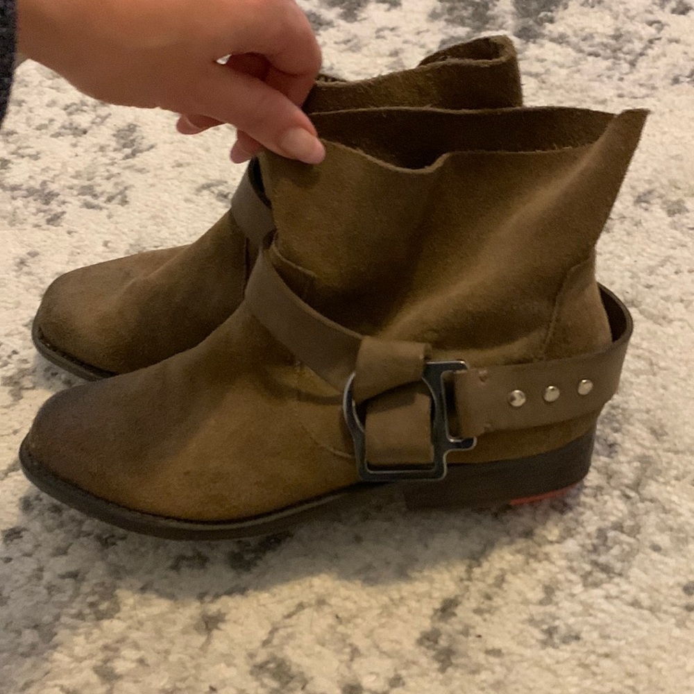 Joe’s boots